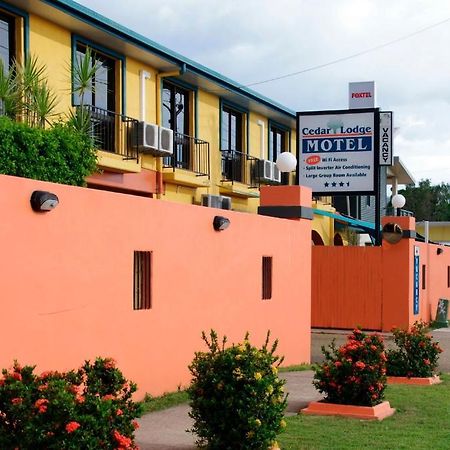 Cedar Lodge Motel Townsville Extérieur photo