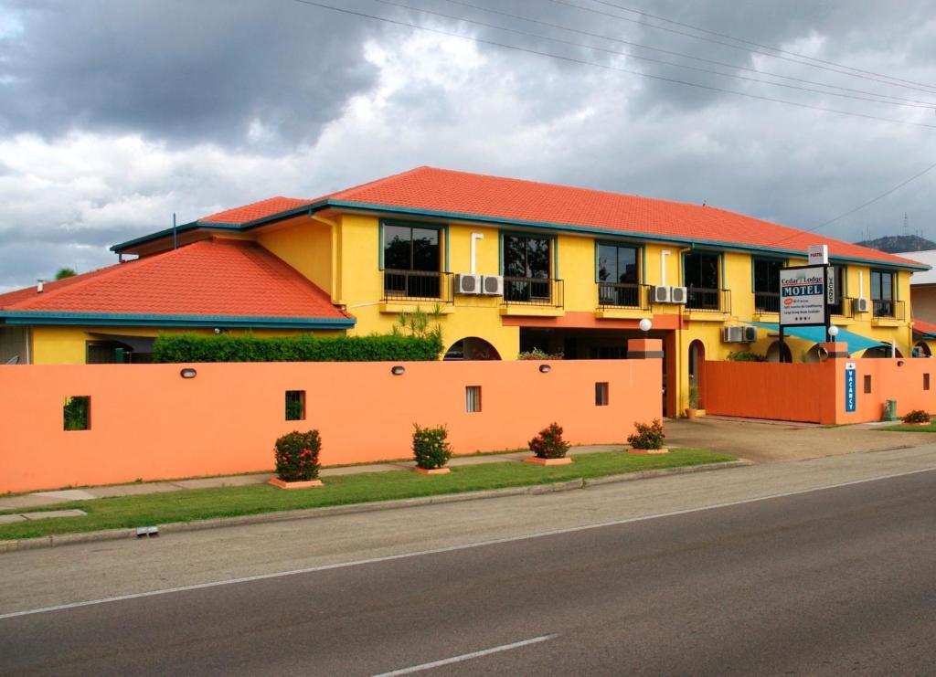 Cedar Lodge Motel Townsville Extérieur photo